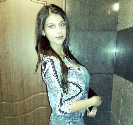 Roberta Ptru star naked image