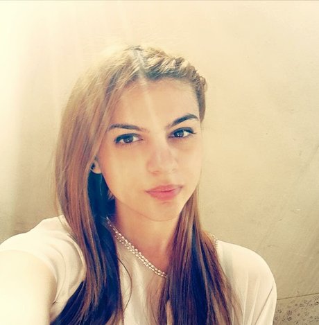 Roberta Ptru pornstar pretty image