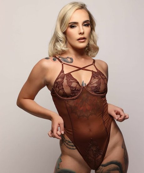 Virginia Suicide perfect star photos