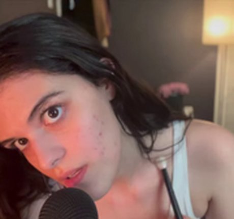 Texas Girl ASMR star nude pic