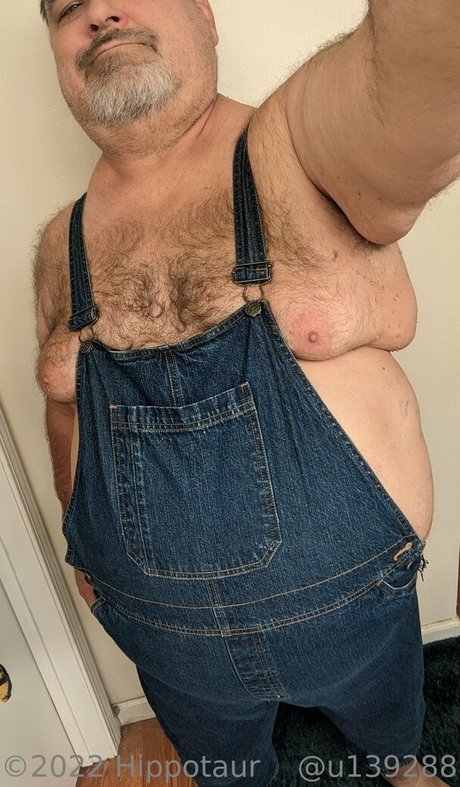 hippotaur pretty model pic