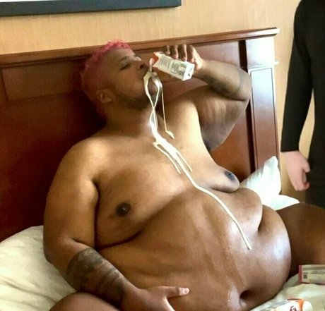 kingslard star sexy photos