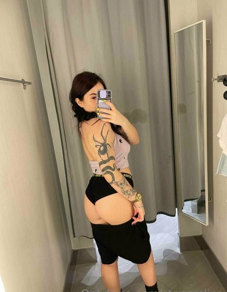 stonemlina naked model img