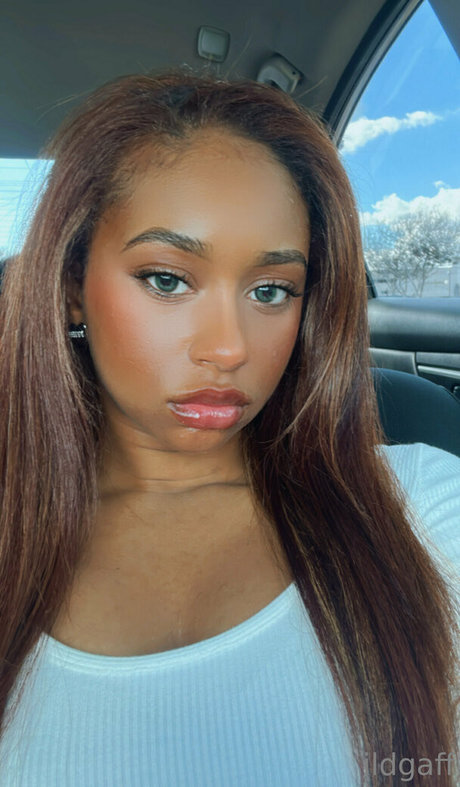 ildgaff nude pornstar picture