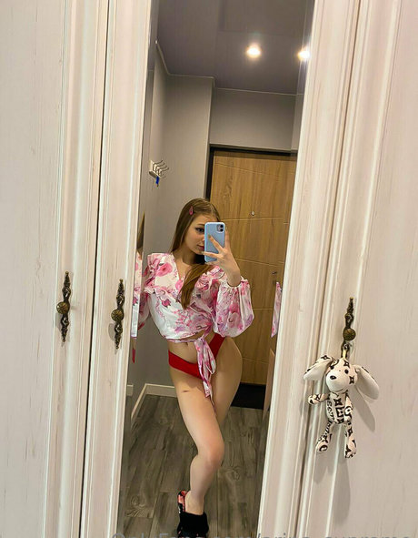 arina supreme star best photos