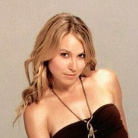 Sarah Carter pornographic star pics