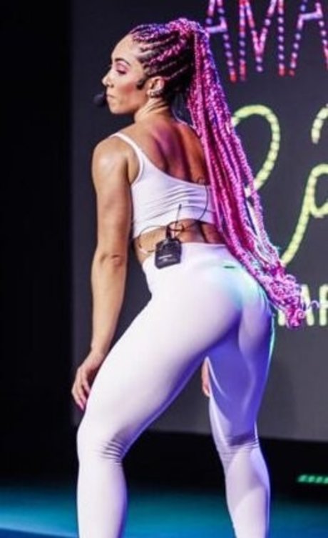 Amanda Ratti porn model pic