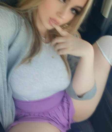 Rialovesyu sex actress photos