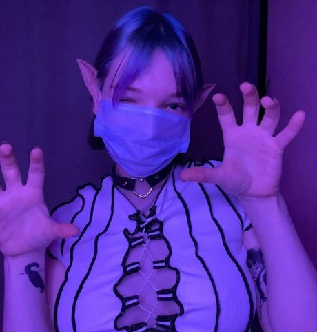 Shiro Liss nice actress picture