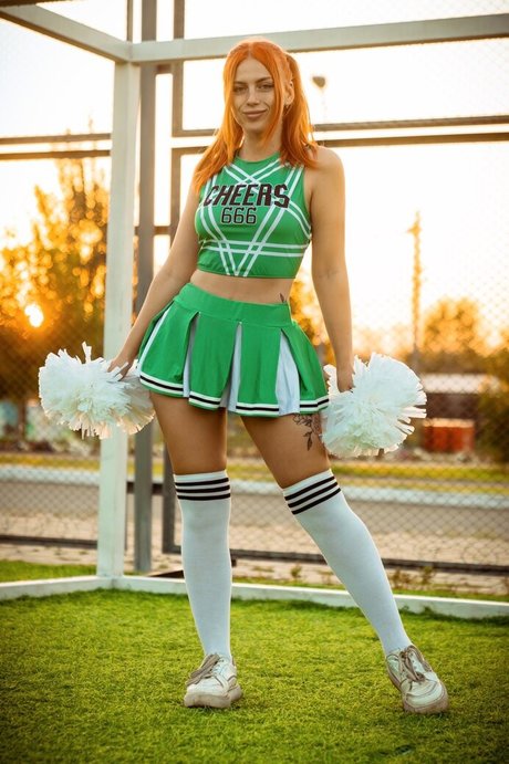 FOX Hobby model erotic photos