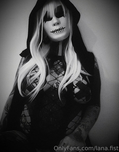 lana fist exclusive actress gallery