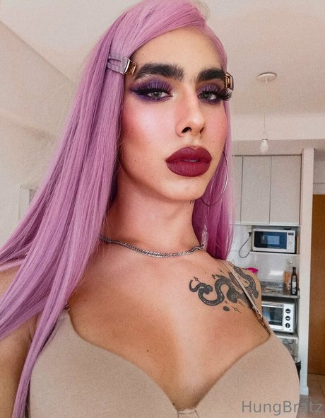 Hungbratz sex star img