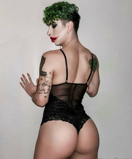 Hungbratz porn model gallery