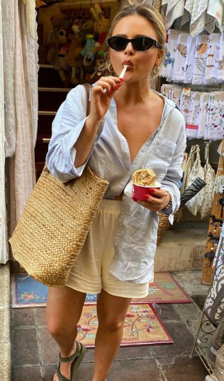 Emily Atack beautiful pornstar img