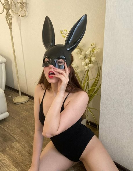 tasha111 high quality model image