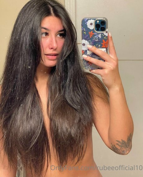 rubeeofficial pornstar nudes pic
