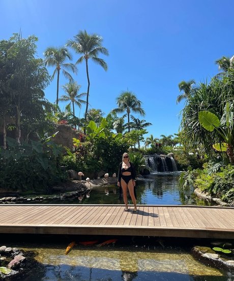 Sarah Cruddas sex star picture