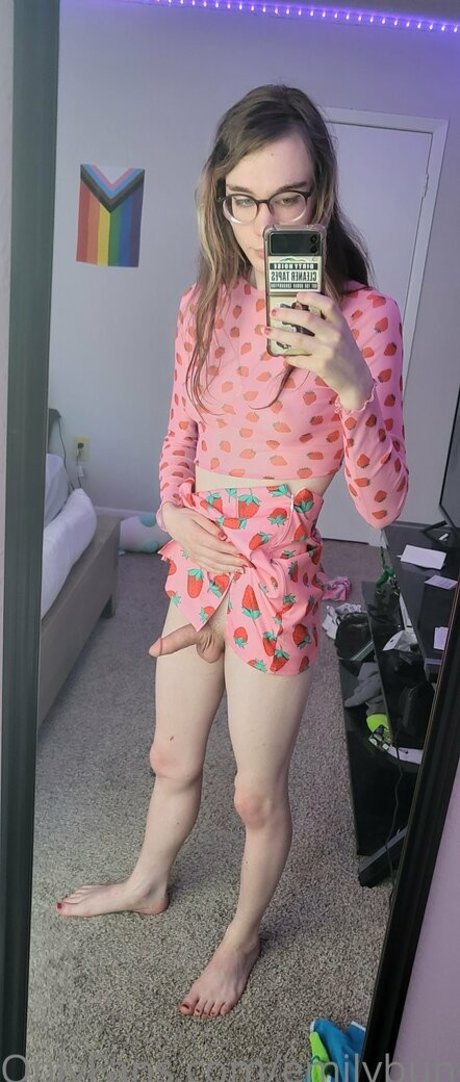 emilybunoof hot model pic