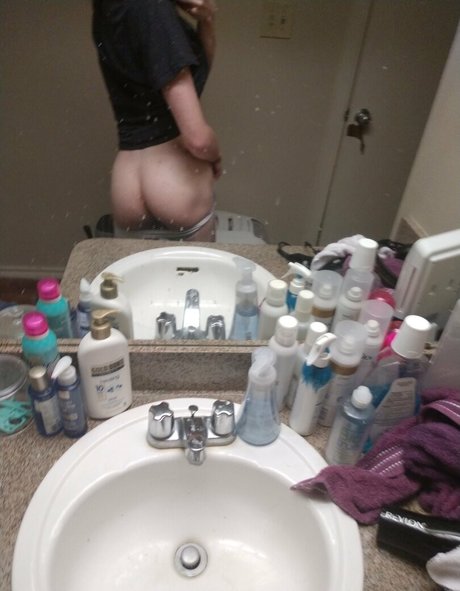 emilybunoof hd actress pictures