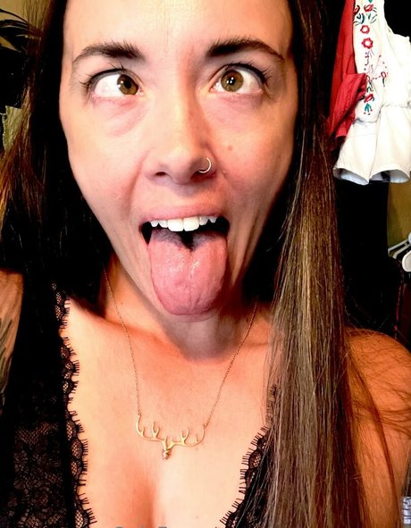 gimme gemma naked model gallery