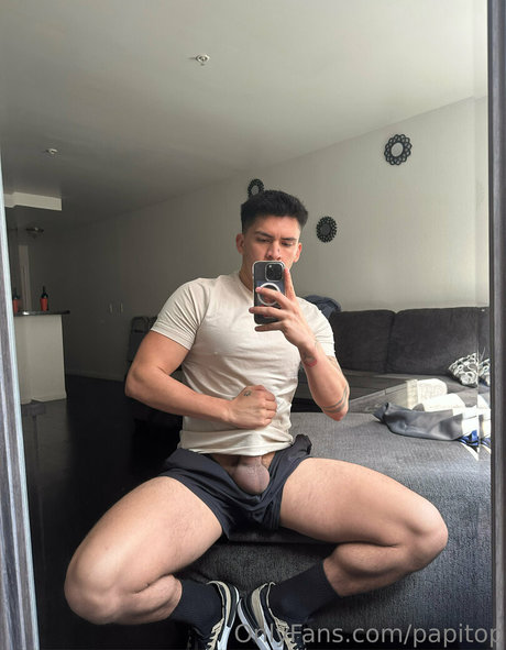 papitop pornographic star images