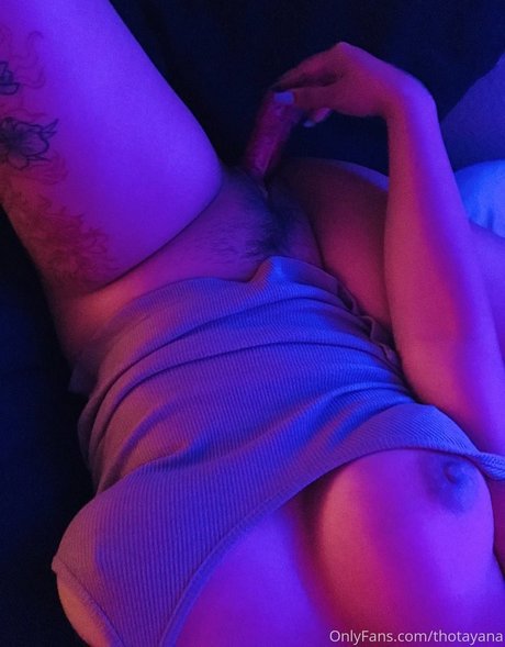 Thotayana naked star photo