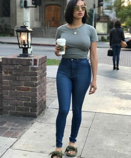 Francia Raisa star adult archive