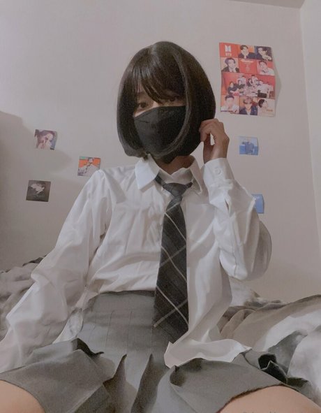 yurileahn adult actress pics