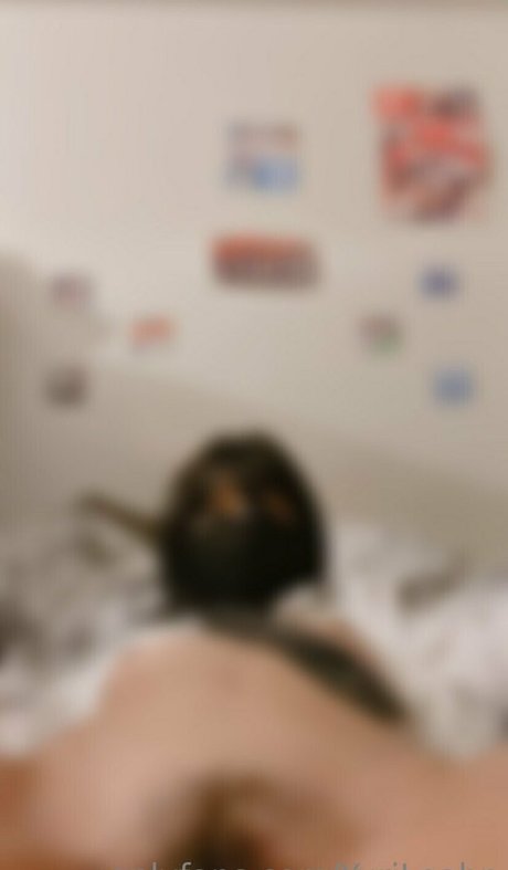 yurileahn star nudes images