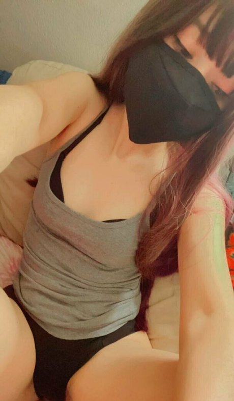 yurileahn model hot photos