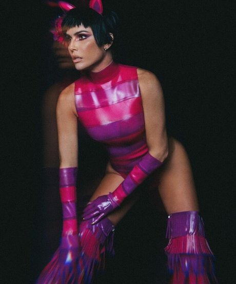 Deborah Secco free actress gallery