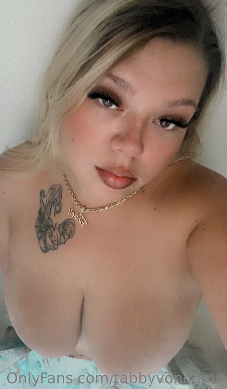 TabbyVonDAMN top star image