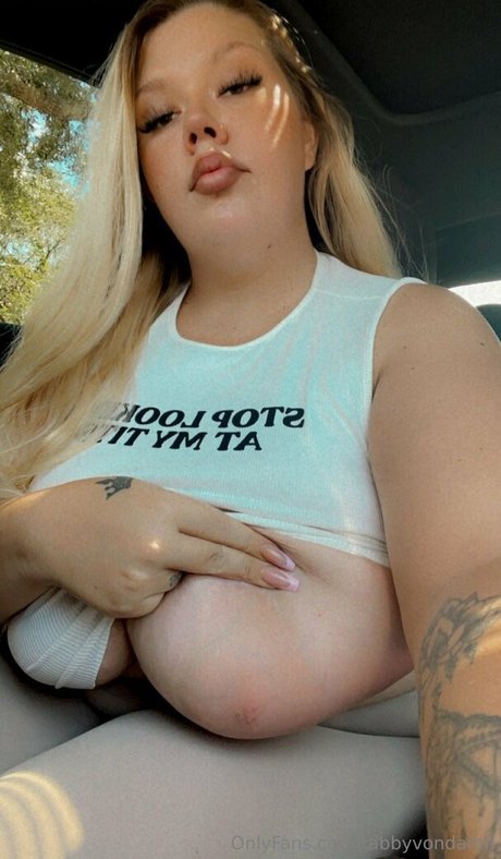 TabbyVonDAMN hot actress pictures