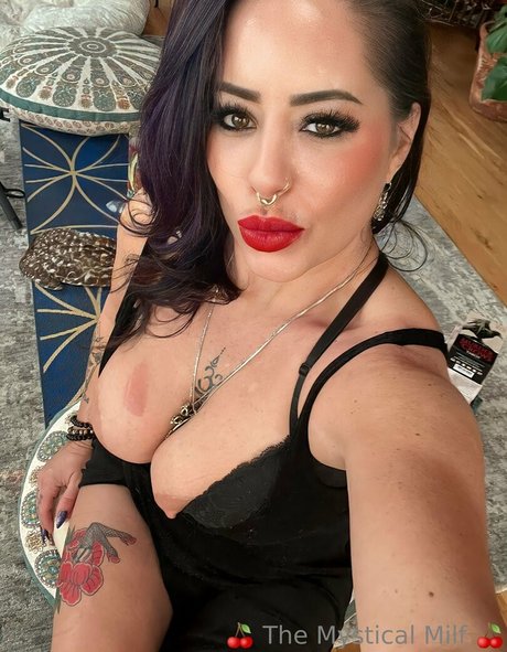 enchantressselenafree naked pornstar gallery