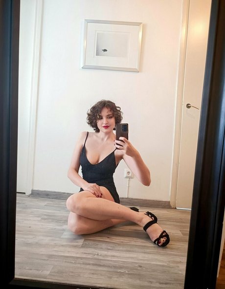 gera october sexy model galleries