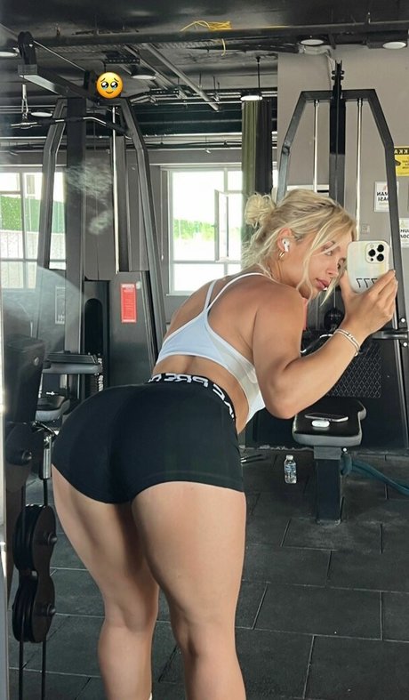 gizemsavagex sex model archive