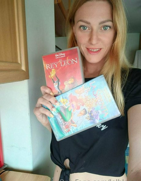 lelbloom pornographic model photos