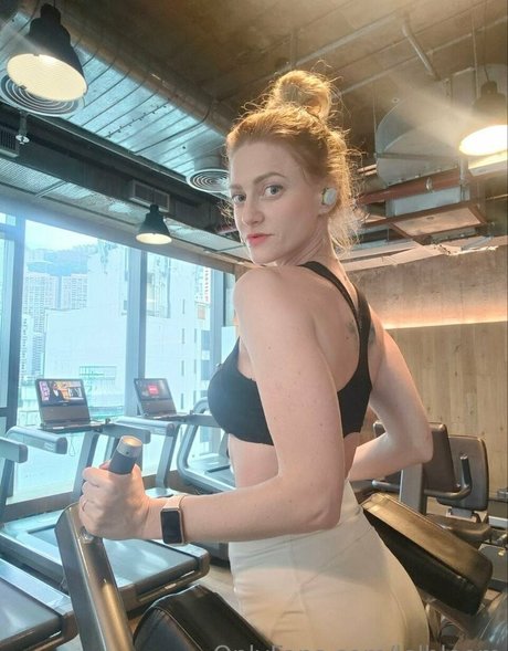 lelbloom pornographic star pics