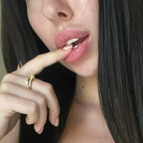 vi aboutme model beautiful img