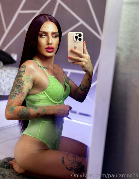 paulamnr23 adult model img