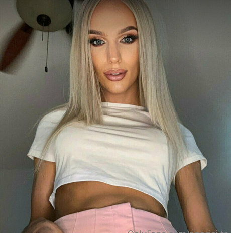 aparisi ts hot actress pictures