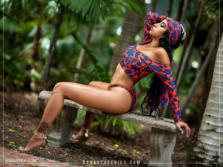 Leila Grey star nudes photos