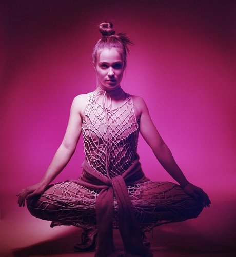 Haley Lu Richardson xxx star gallery