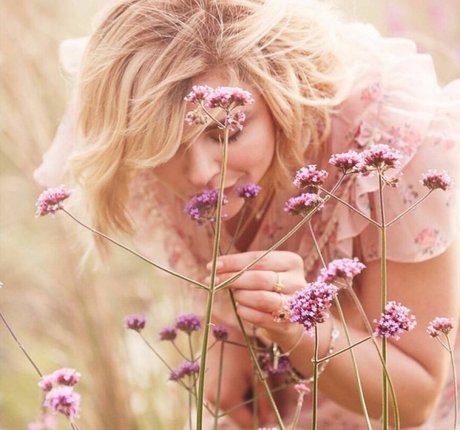 Chloe Grace Moretz pornographic actress photos