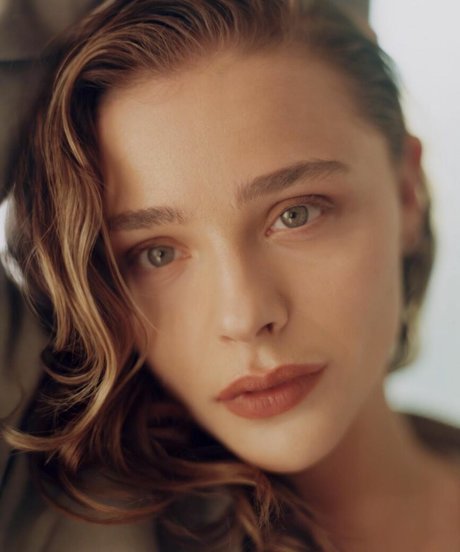 Chloe Grace Moretz free actress image