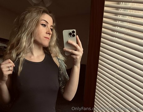 Beerbabes best star photos