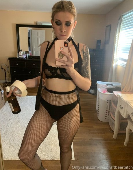 Beerbabes pornographic star galleries