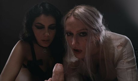 luizaconlaz erotic model photos