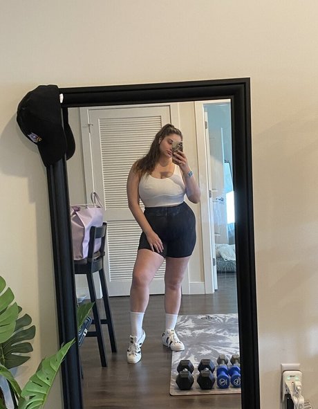 Elisabeth Marchini star pornographic pictures