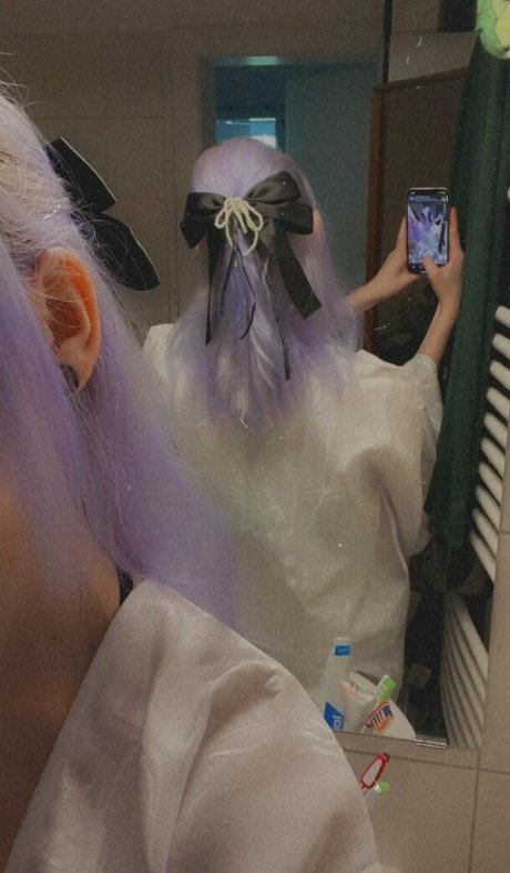 Spicywolfy_ pornstar nude image